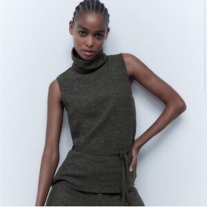 NWT Zara sleeveless mock turtleneck with belt, size medium